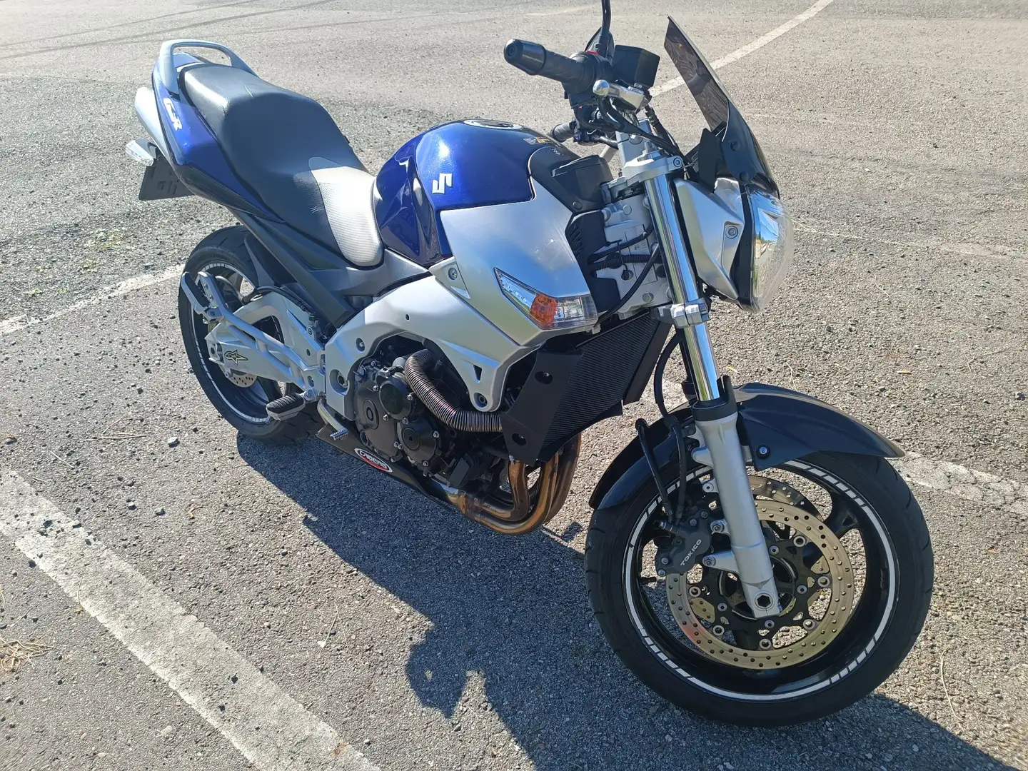 Suzuki GSR 600 Kék - 2