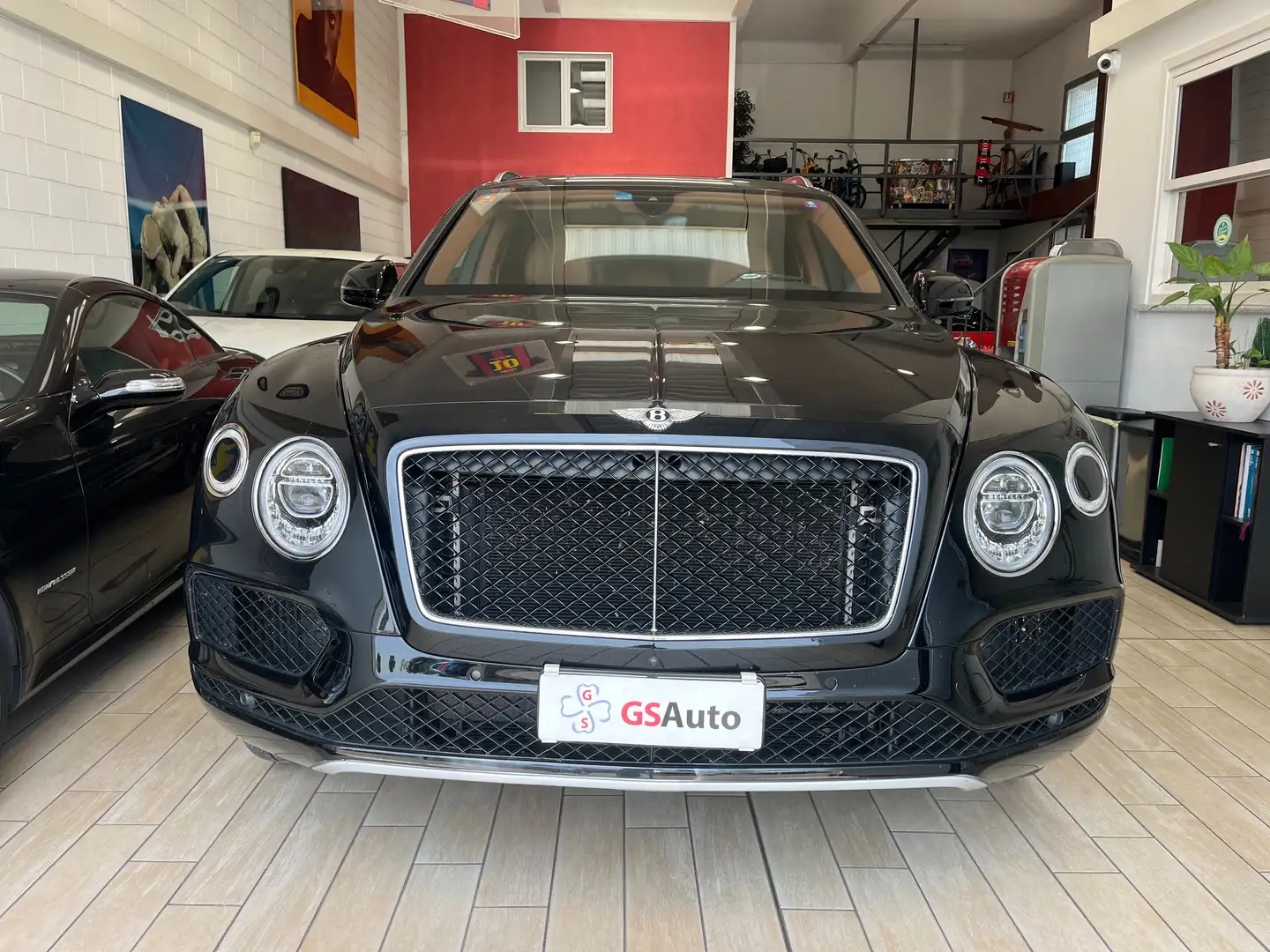 Bentley Bentayga Bentayga 4.0 V8 auto Noir - 2