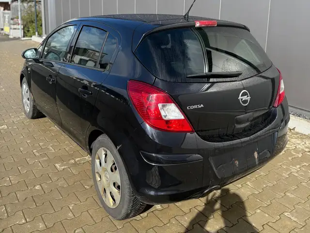Opel Corsa view 7