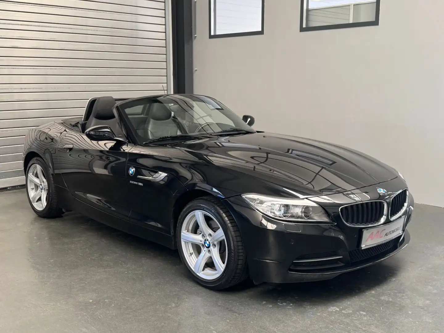BMW Z4 Roadster sDrive 18i/Vollleder/1.Hand/Xenon Schwarz - 2