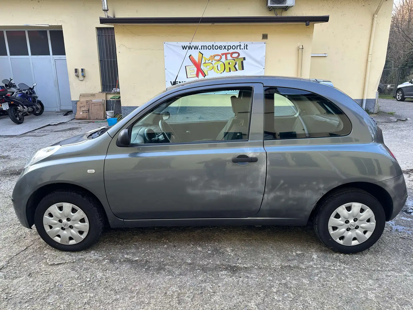 Nissan Micra Micra 3p 1.2 Visia 65cv - MOTORE CON 114.000 KM Grigio - 2