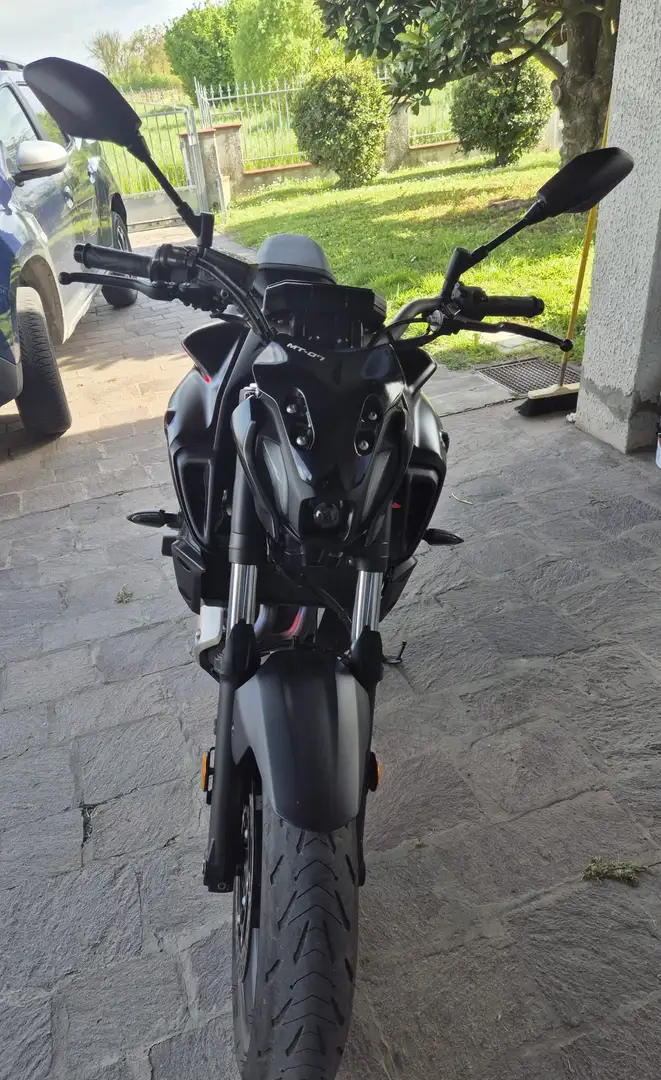 Yamaha MT-07 Nero - 2