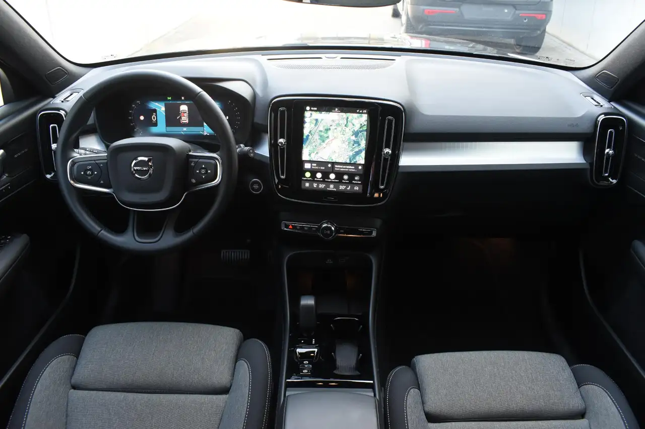 Volvo XC40 B3 177PK Automaat Plus Black Edition / Cruise cont, миниатюра 12