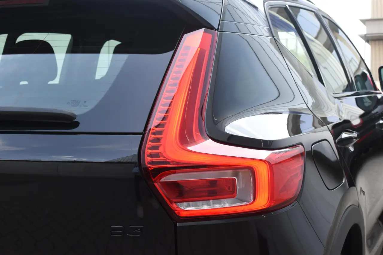 Volvo XC40 B3 177PK Automaat Plus Black Edition / Cruise cont, миниатюра 9