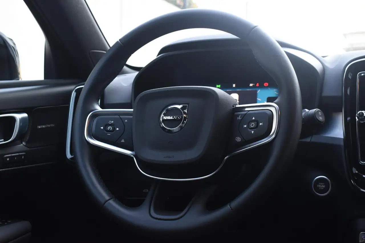 Volvo XC40 B3 177PK Automaat Plus Black Edition / Cruise cont, миниатюра 19