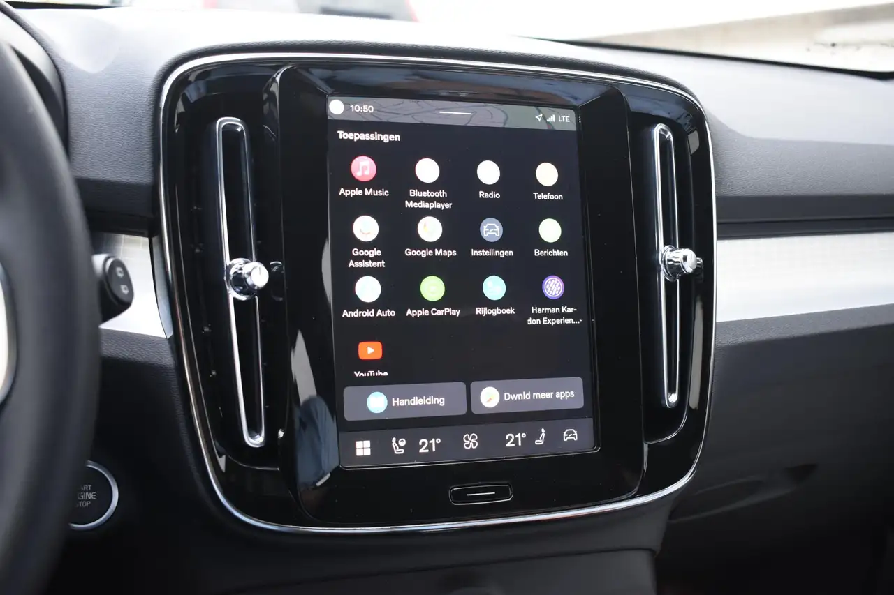 Volvo XC40 B3 177PK Automaat Plus Black Edition / Cruise cont, миниатюра 26