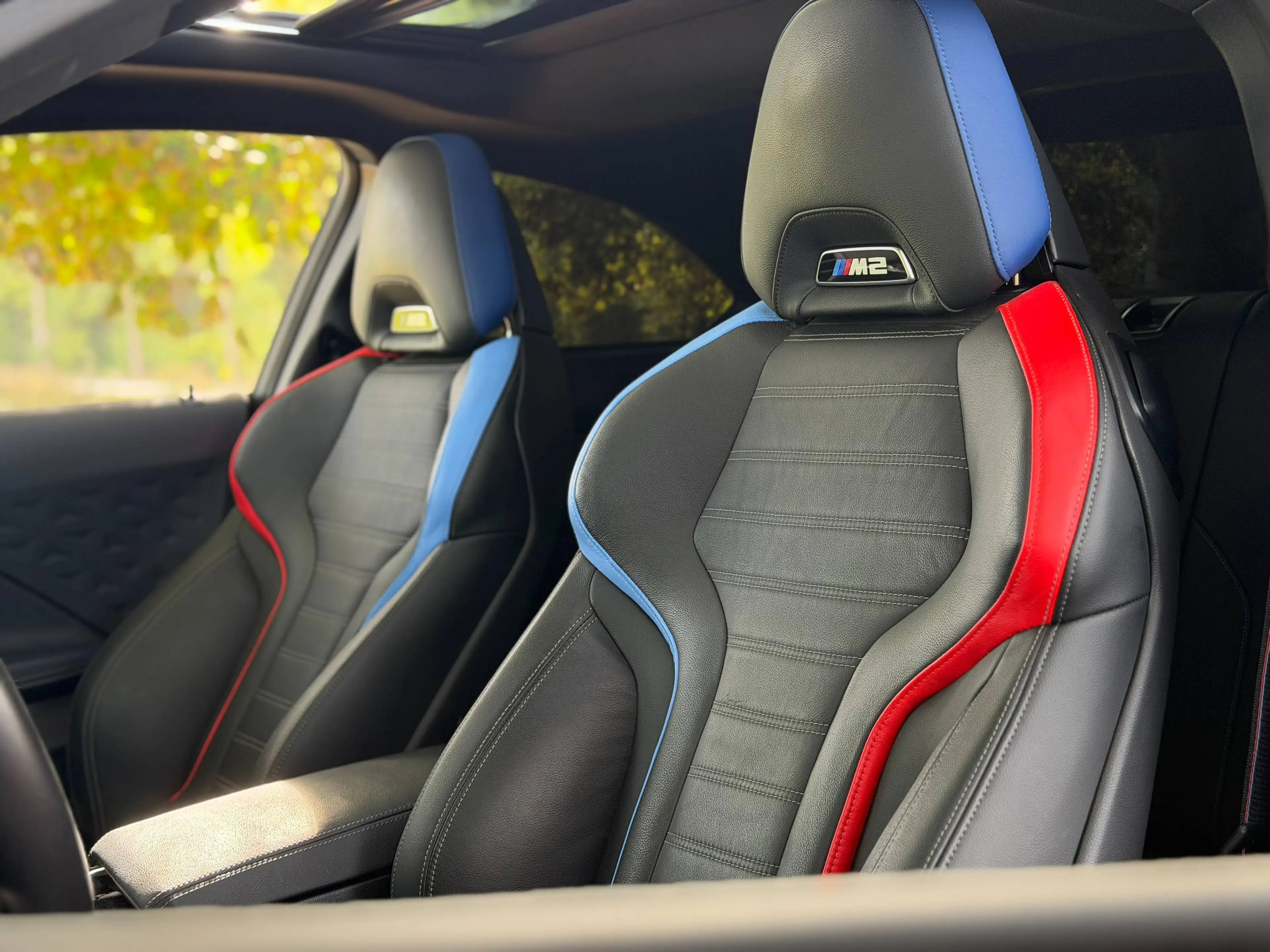 BMW M2 DKG 460cv - Toit ouvrant - Carbone - Harman — photo 13