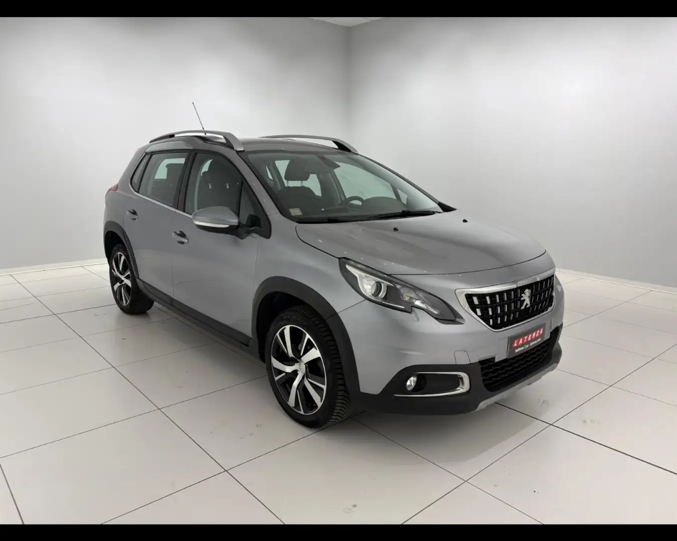 Peugeot 2008 1.6 BlueHDi Allure Gris - 1