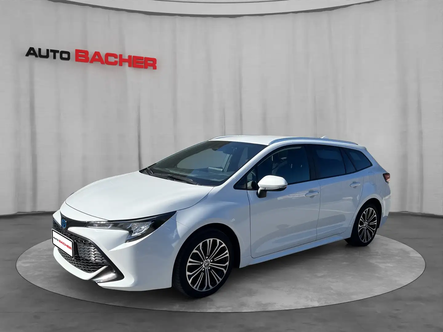 Toyota Corolla TS 1,8 l Hybrid Active Drive Blanc - 1