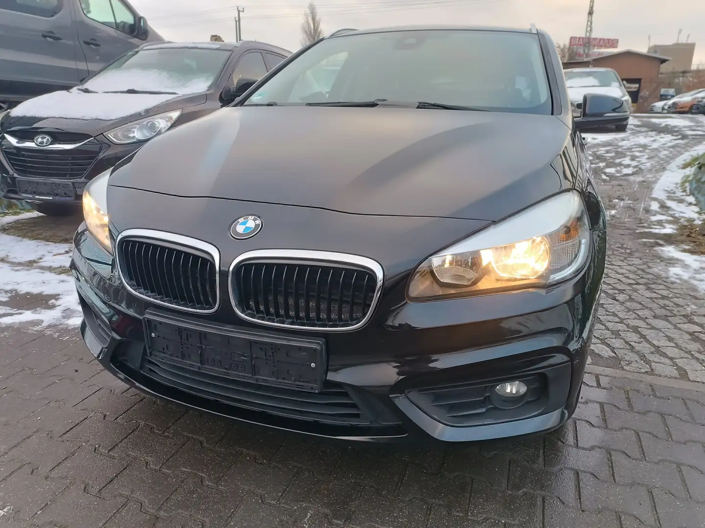 BMW 218 218 i Schwarz - 1