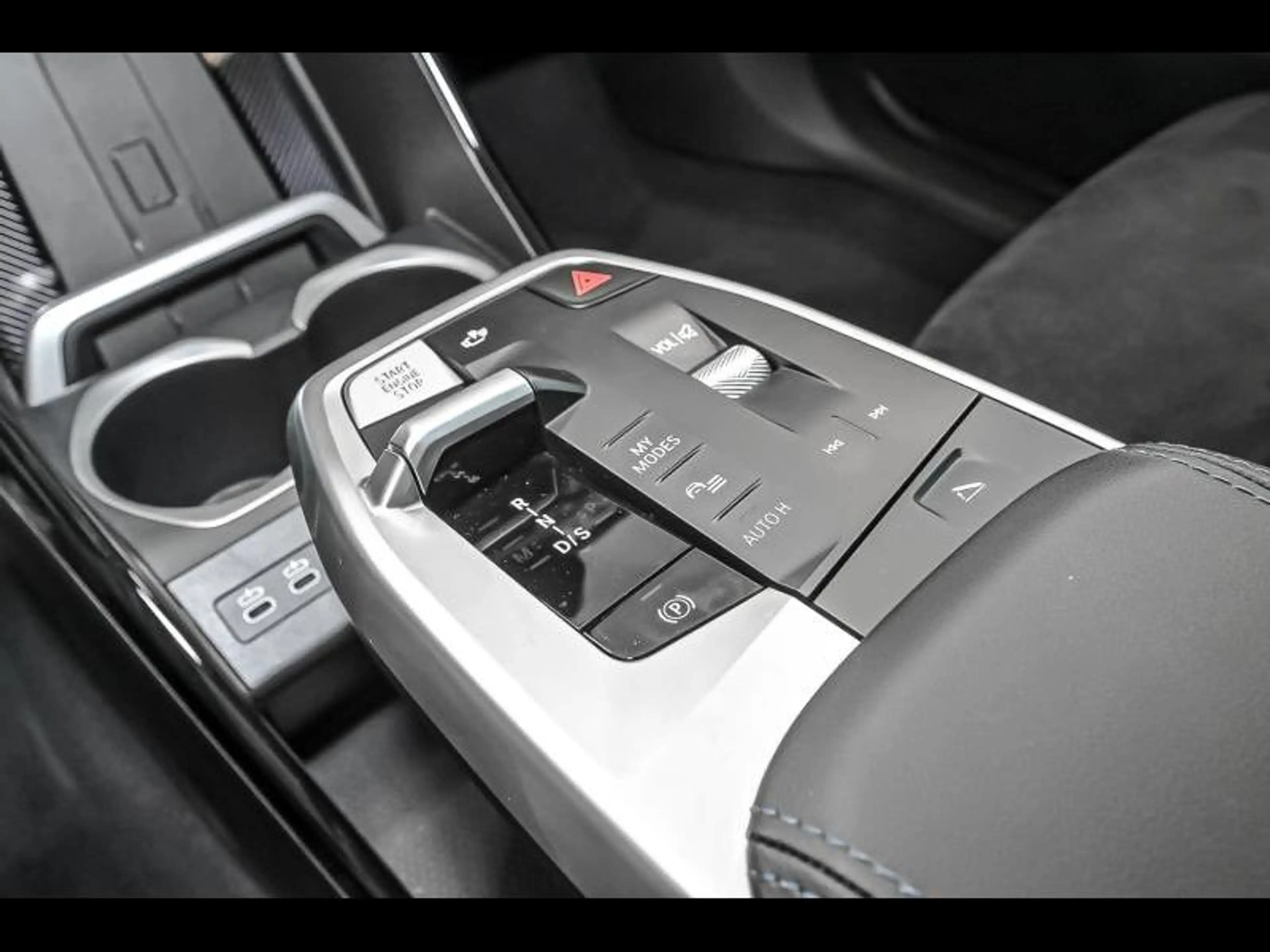 BMW X1 xDrive23i - M Pack PRO — photo 11