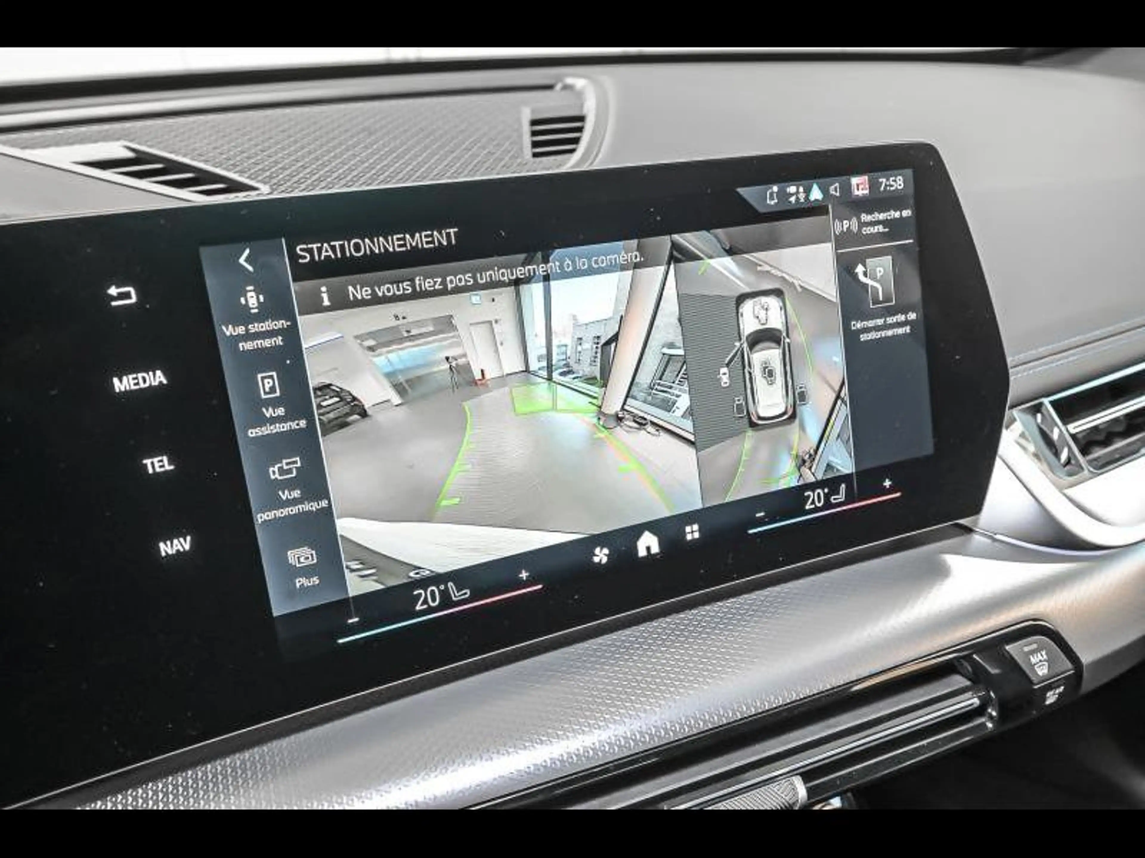 BMW X1 xDrive23i - M Pack PRO — photo 15