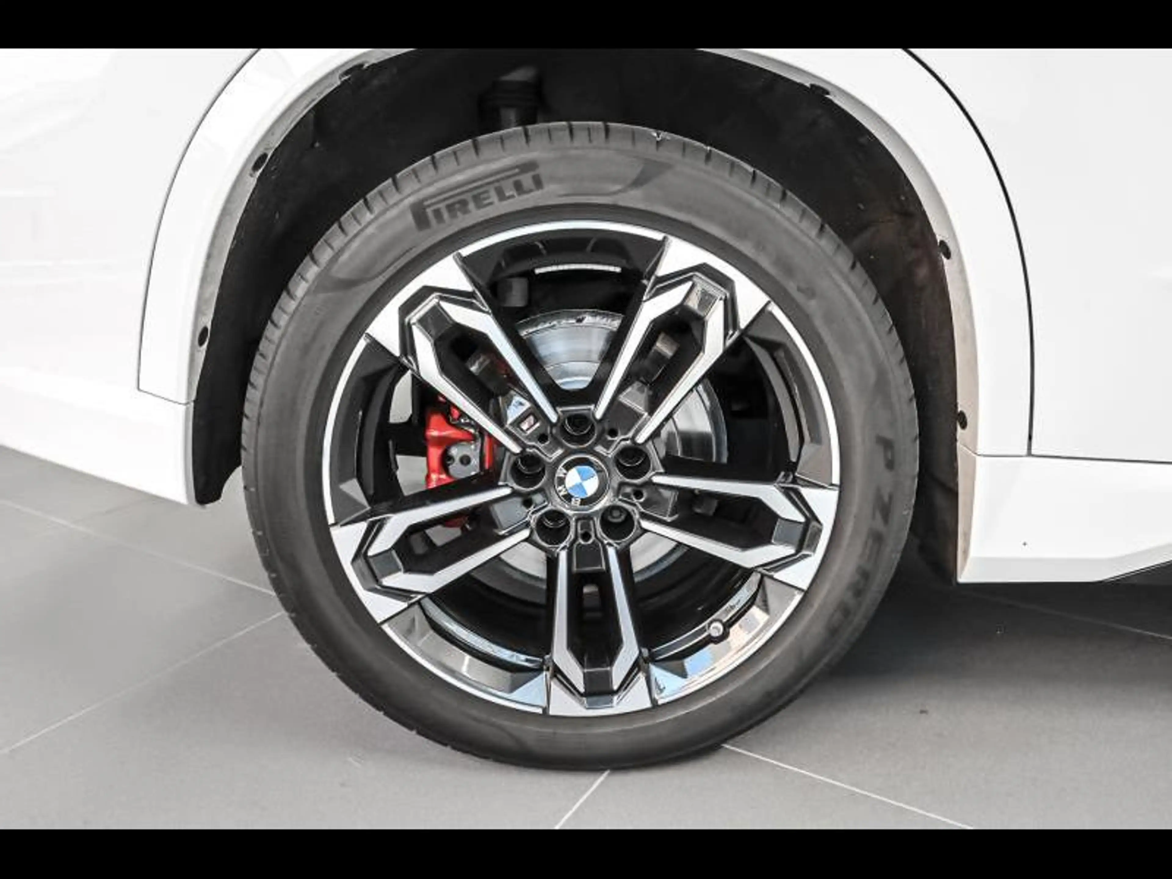 BMW X1 xDrive23i - M Pack PRO — photo 8