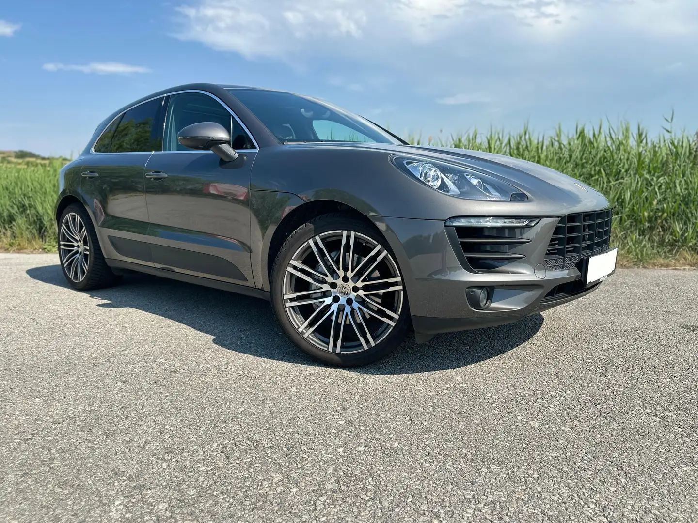 Porsche Macan S 3.0 *21 Zoll*Luft*Pano*Sitzlüftung/heizung* Grau - 2