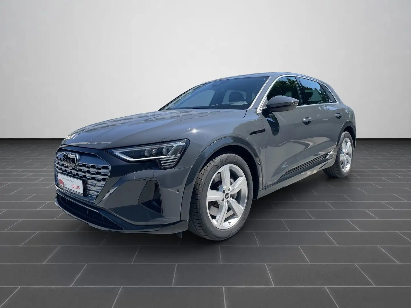 Audi Q8 e-tron 55 e-tron quattro HUD AHK MAT-LED NAVI Gris - 2