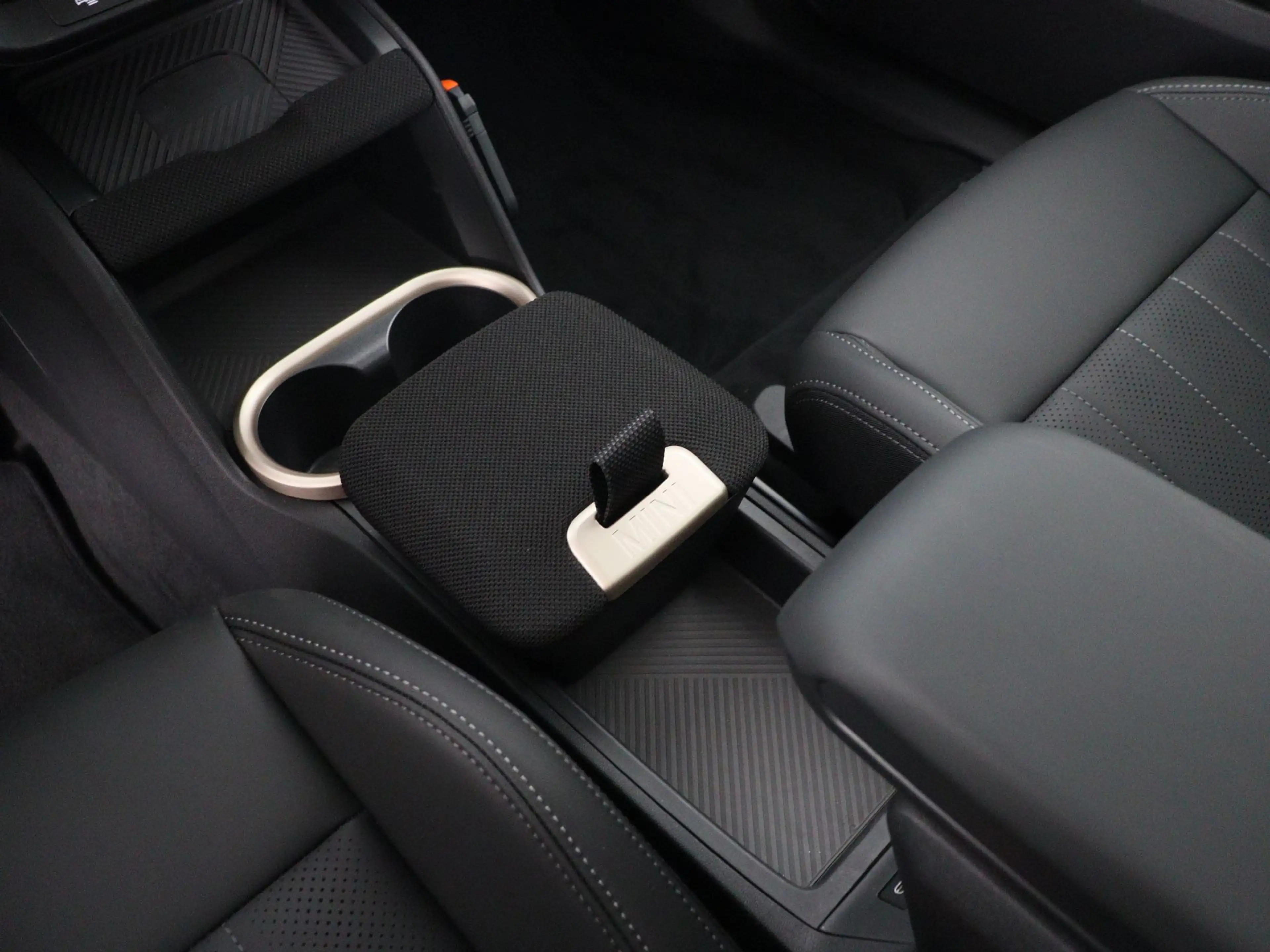 MINI Countryman C Favoured Pakket L PRIVATE LEASE EUR 719,- (60 mnd/ — photo 12