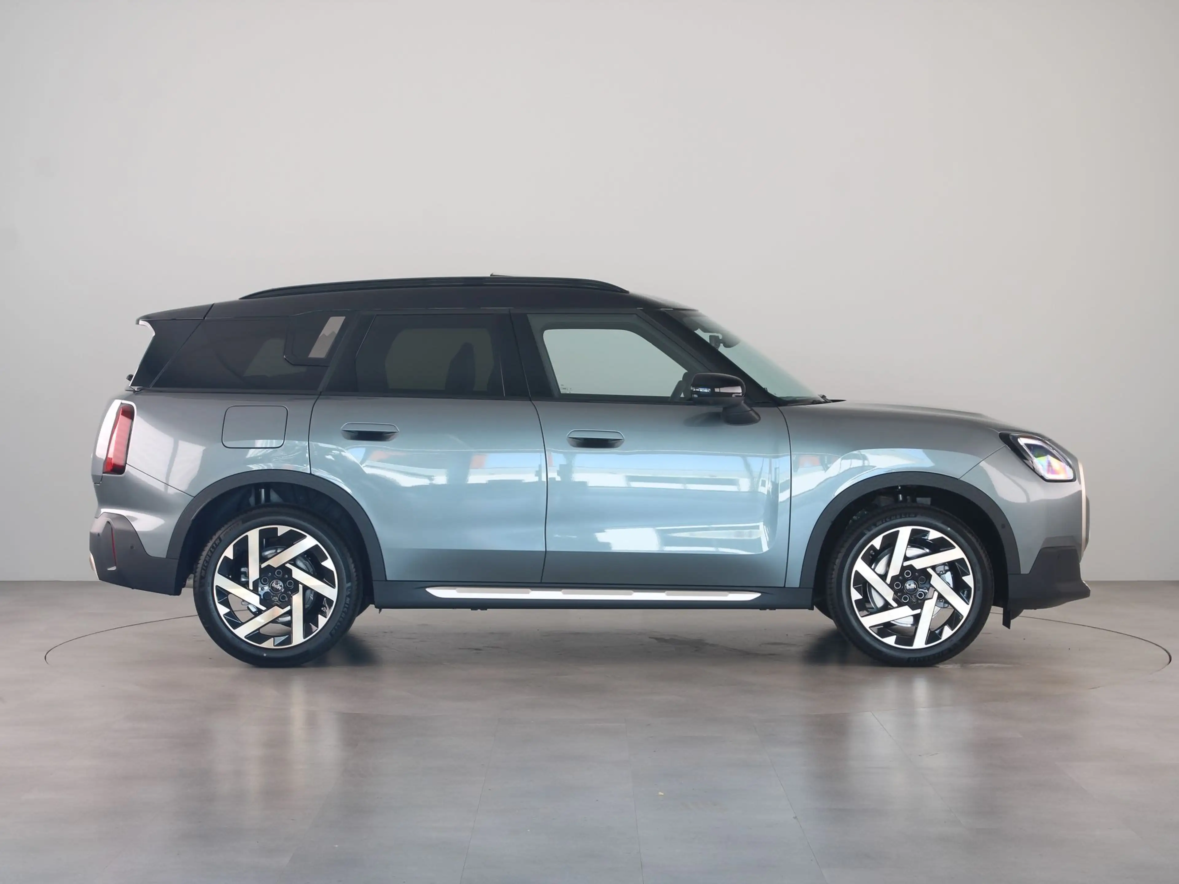 MINI Countryman C Favoured Pakket L PRIVATE LEASE EUR 719,- (60 mnd/ — photo 4