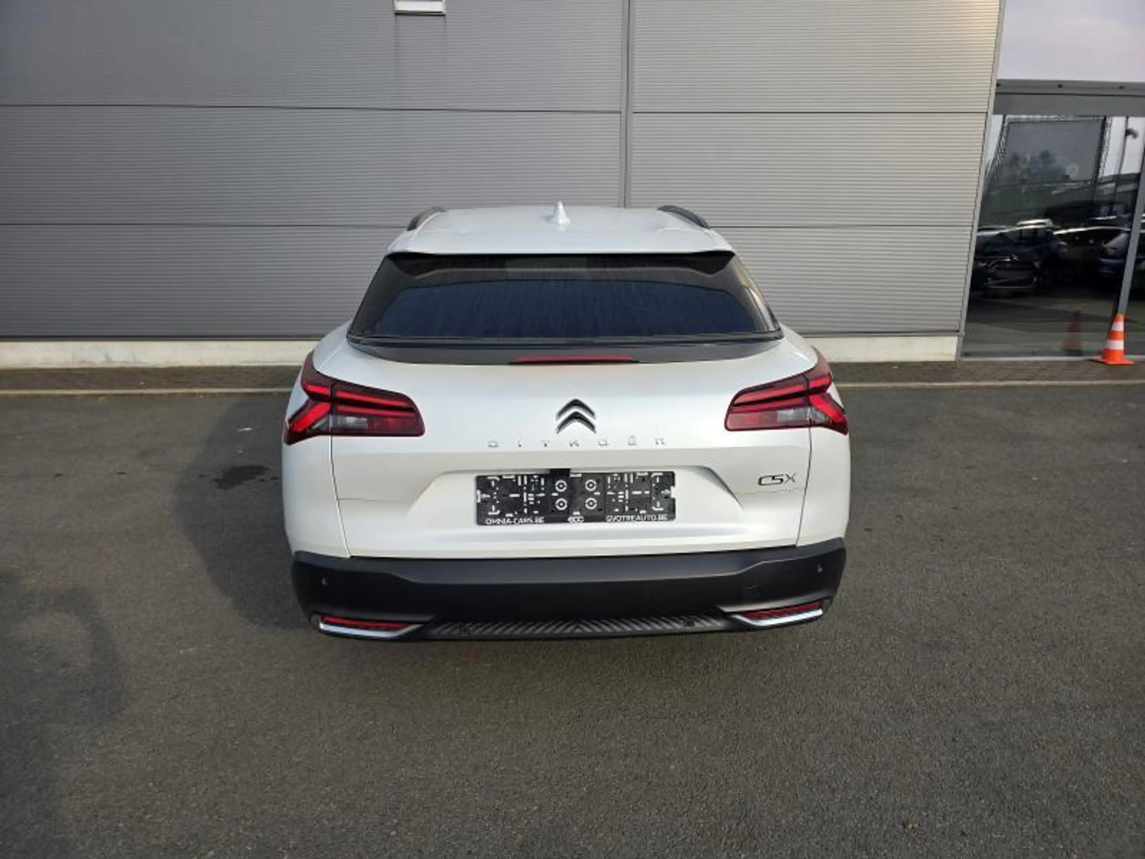 Citroen C5 X SHINE — photo 3
