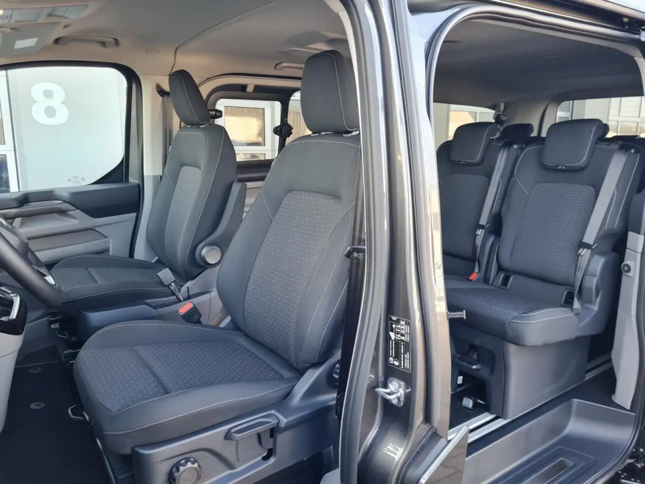 Ford Tourneo Custom 320 AG Family 8-Sitze LED KAMERA Klima 14
