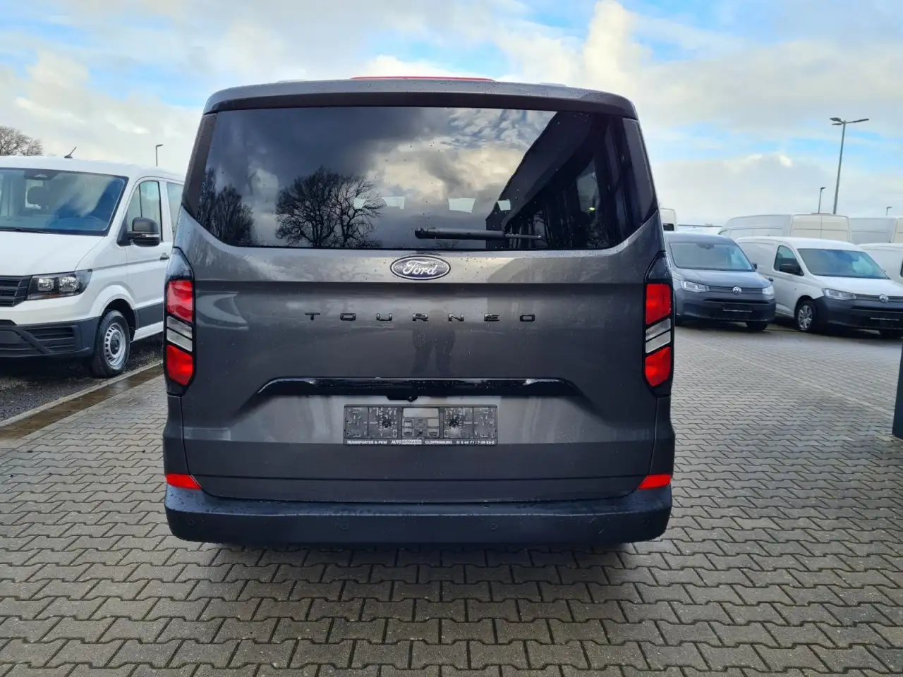 Ford Tourneo Custom 320 AG Family 8-Sitze LED KAMERA Klima 6