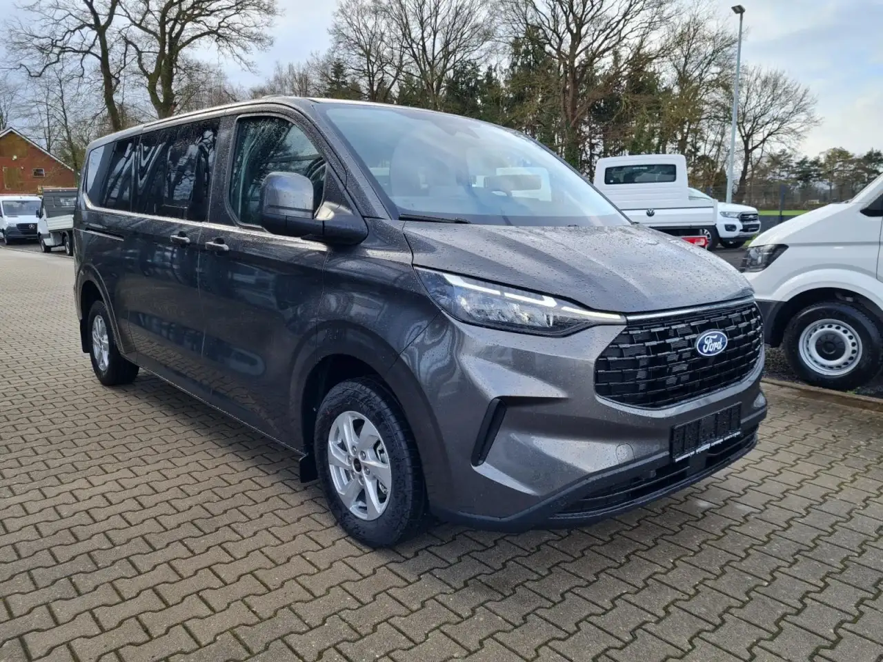 Ford Tourneo Custom 320 AG Family 8-Sitze LED KAMERA Klima 3