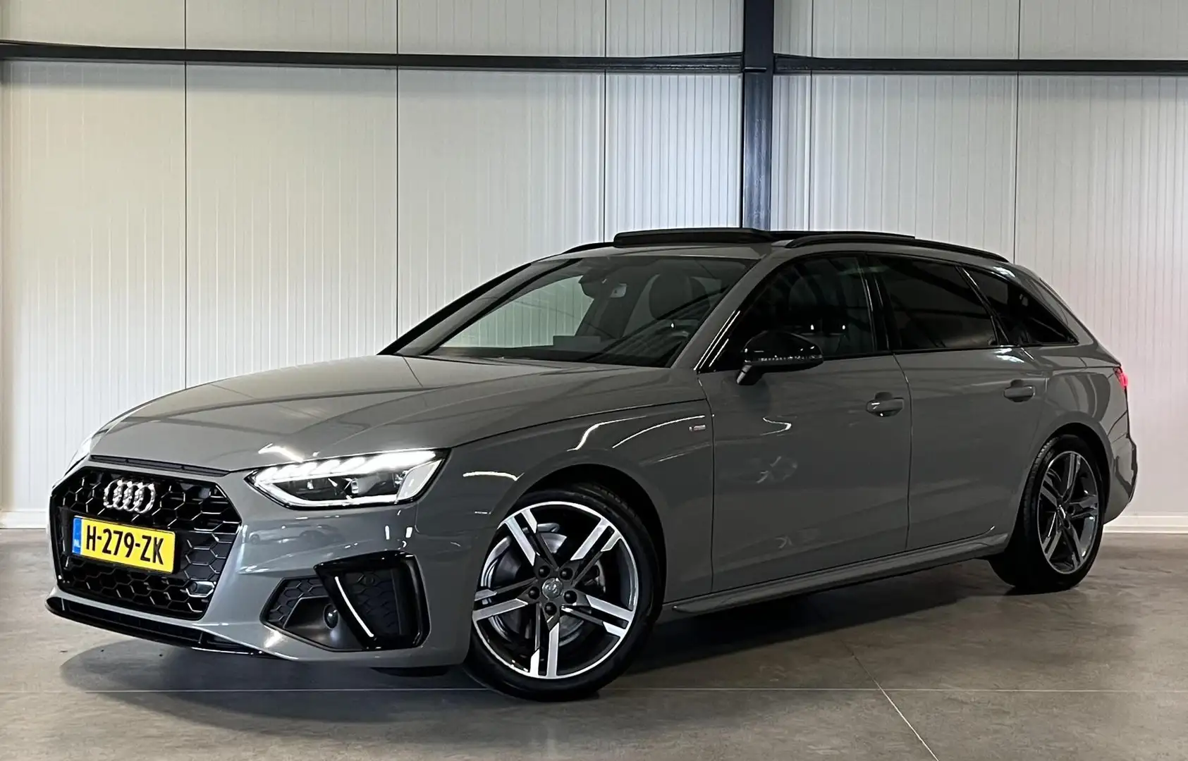 Audi A4 Avant 40 TFSI 3x S-line Pano Virtual Trekhaak Blac Gris - 1