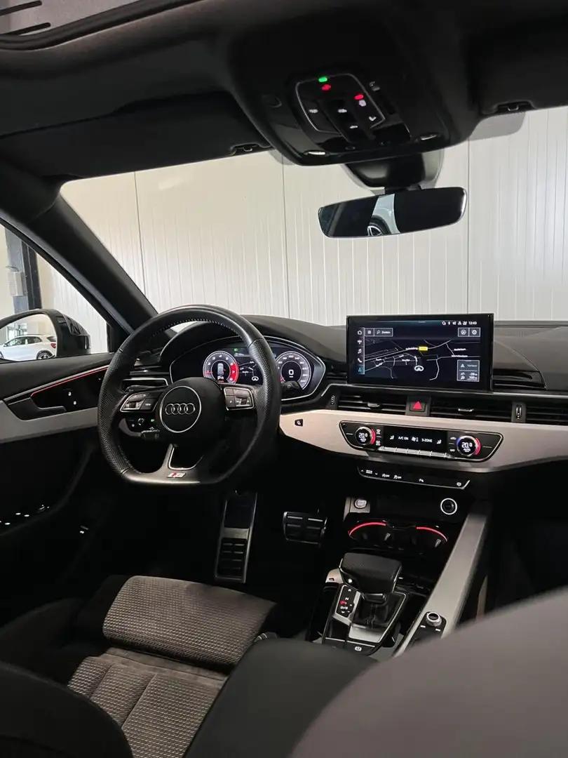 Audi A4 Avant 40 TFSI 3x S-line Pano Virtual Trekhaak Blac Gris - 2