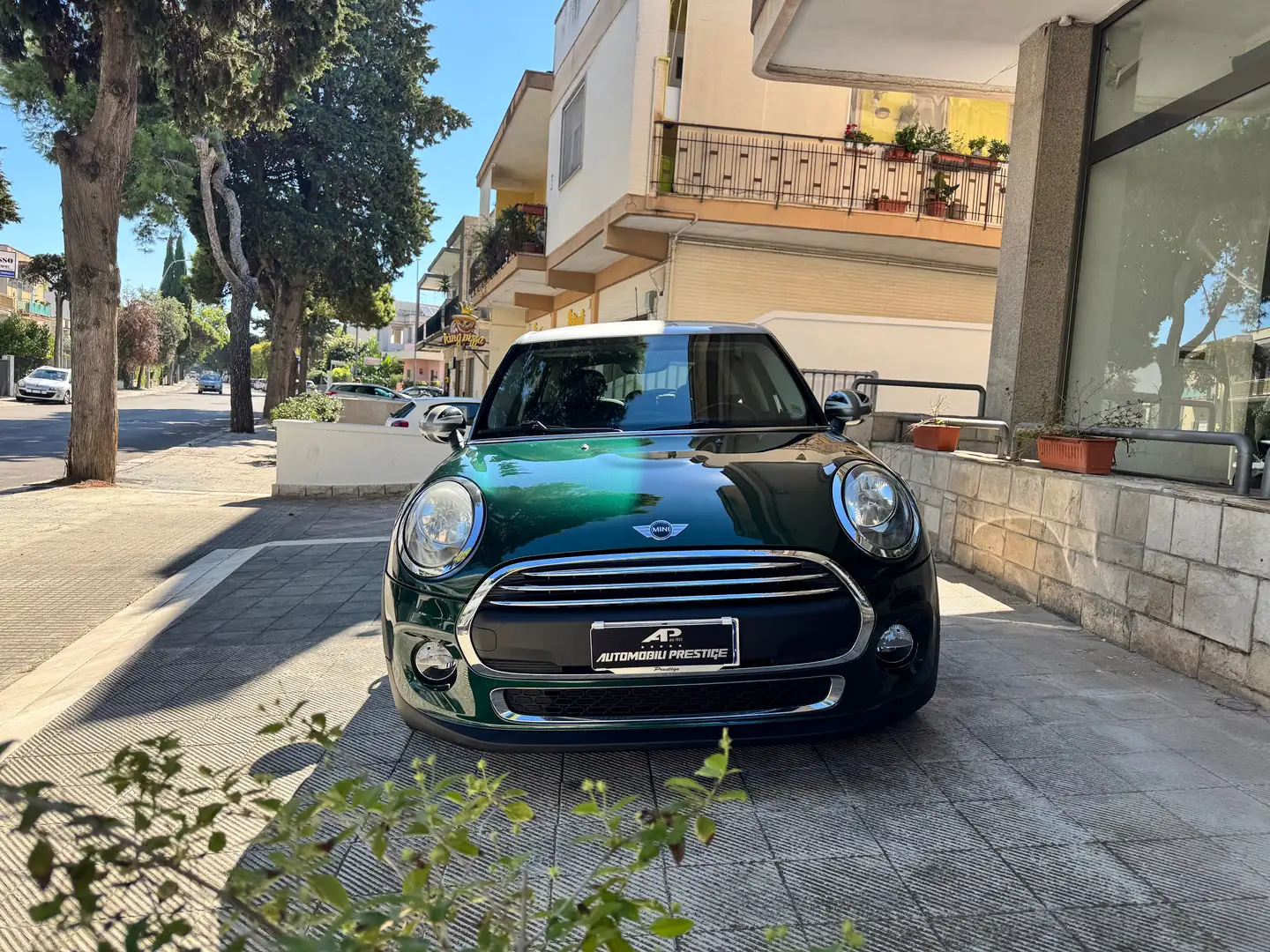MINI One D Mini IV F55-F56 2014 1.5 Business 5p Verde - 1