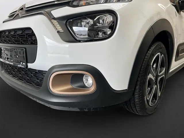 Citroen C3 view 11