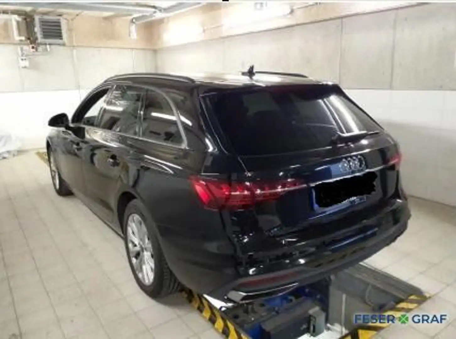 Audi A4 Avant 35 TDI S tronic Pano,Navi,LED Schwarz - 2