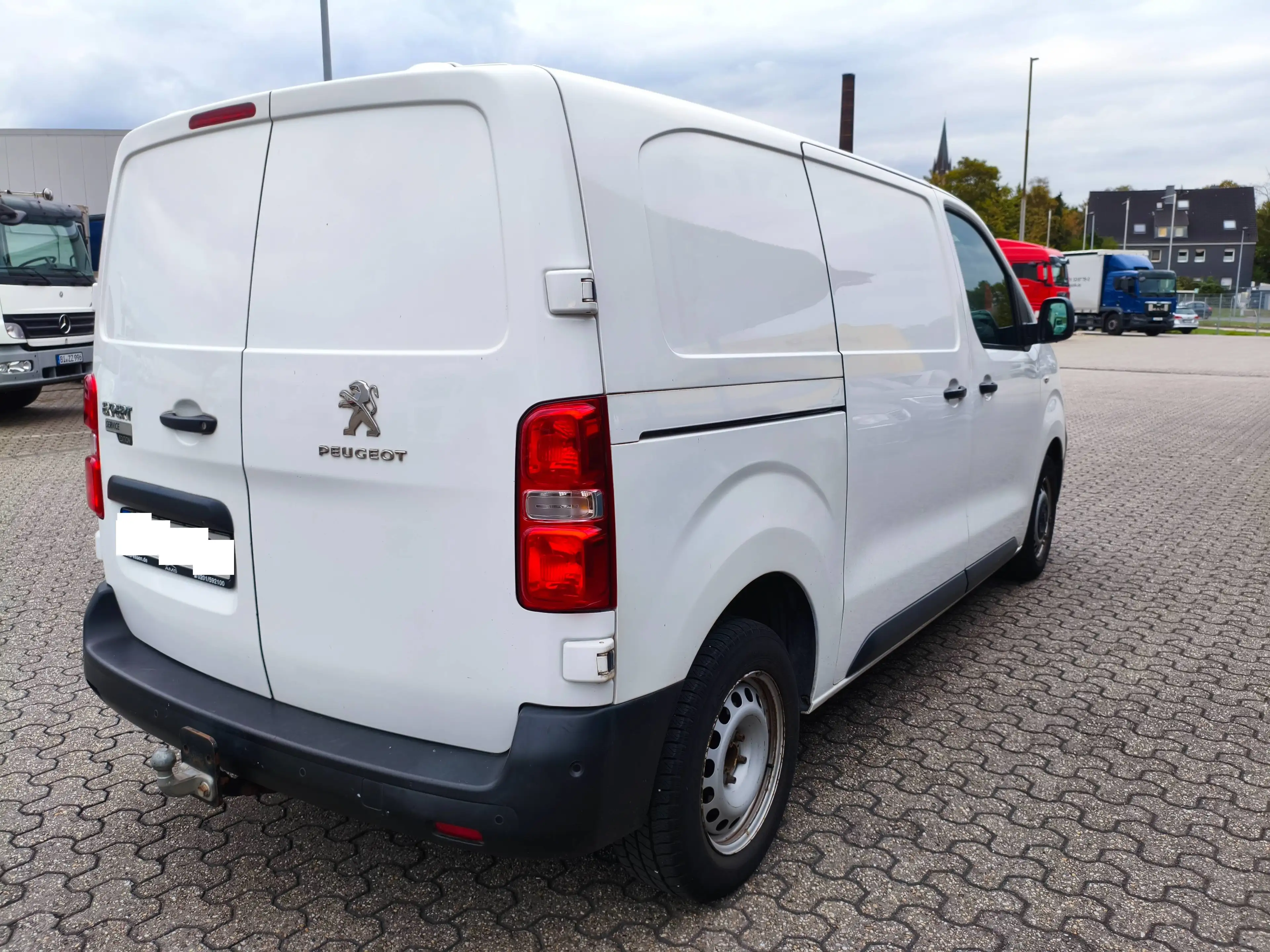 Peugeot Expert Premium L2 — photo 4