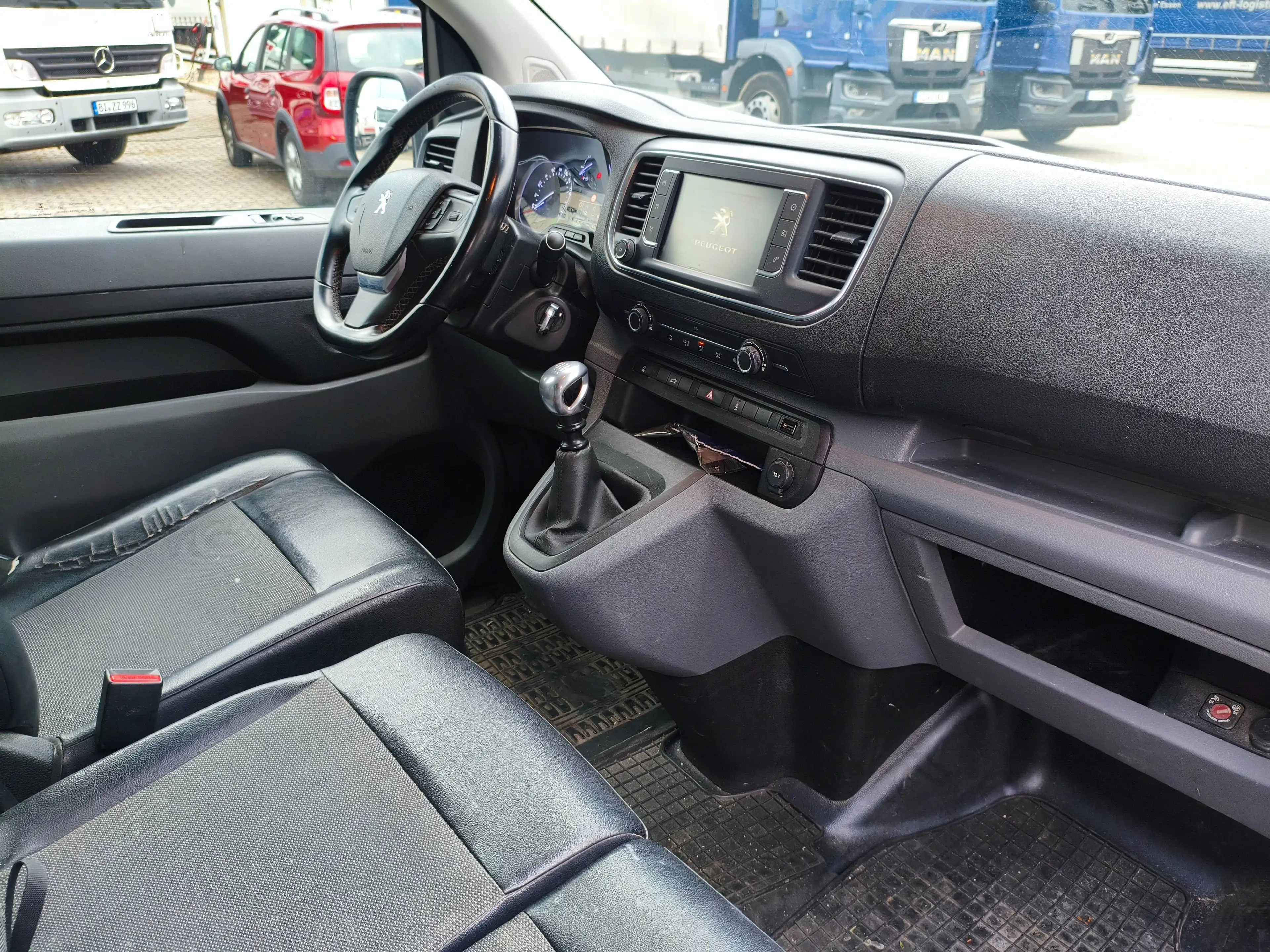 Peugeot Expert Premium L2 — photo 7