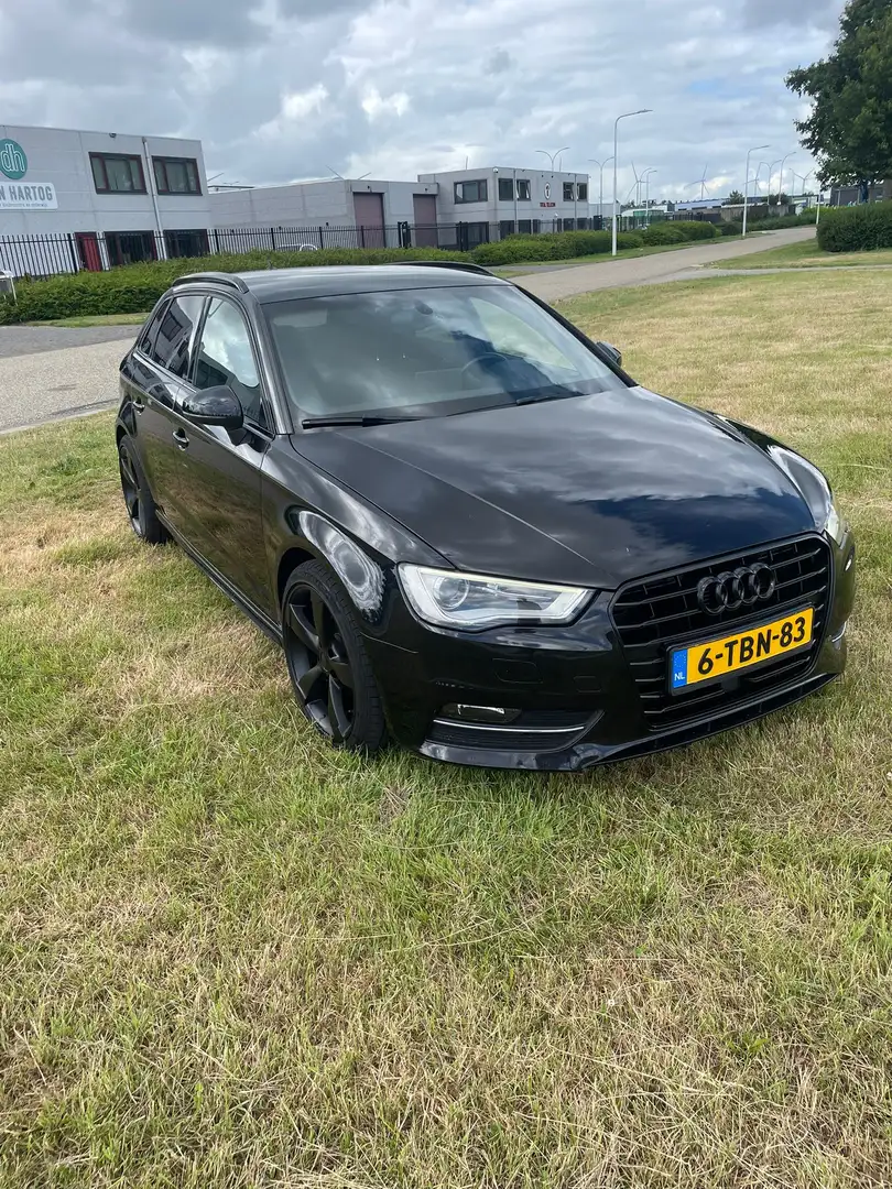 Audi A3 A3 1.6 TDI u. Edition - 1