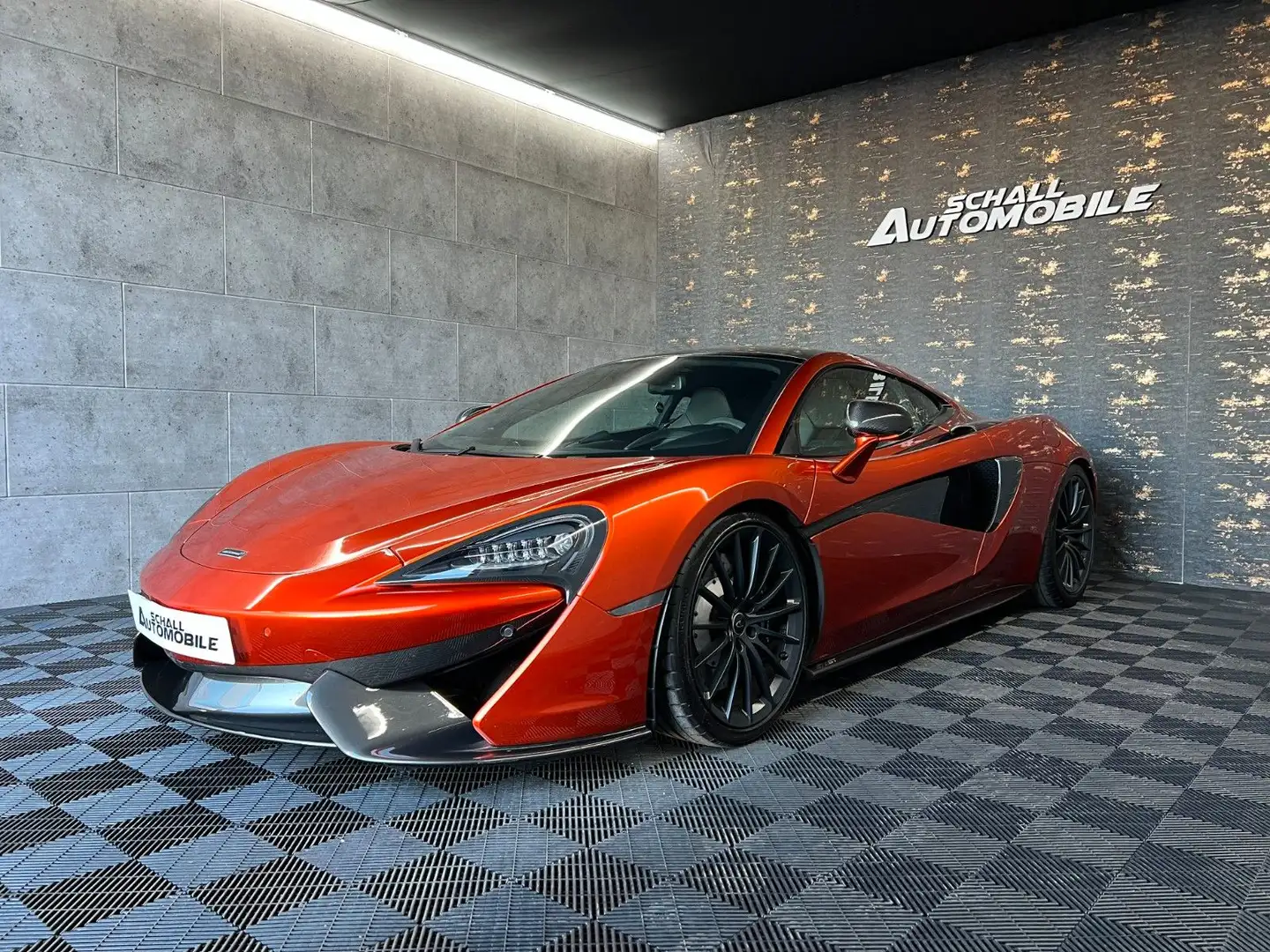 McLaren 570GT 3.8 V8 *LIFT*B&W*SoftClose*PANO*Carbon*CAM Beige - 1