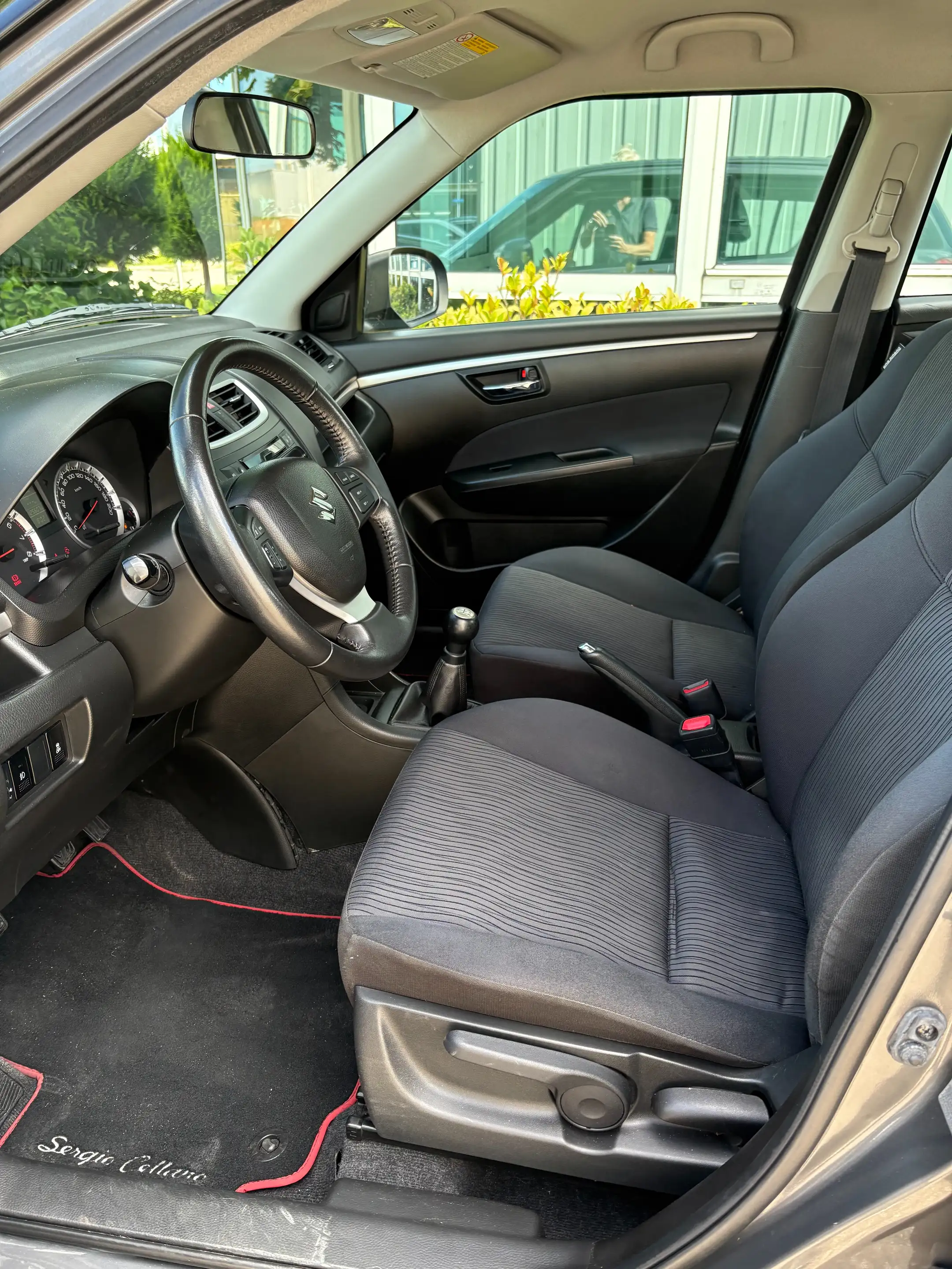 Suzuki Swift Exclusive 4x4 AWD — photo 5