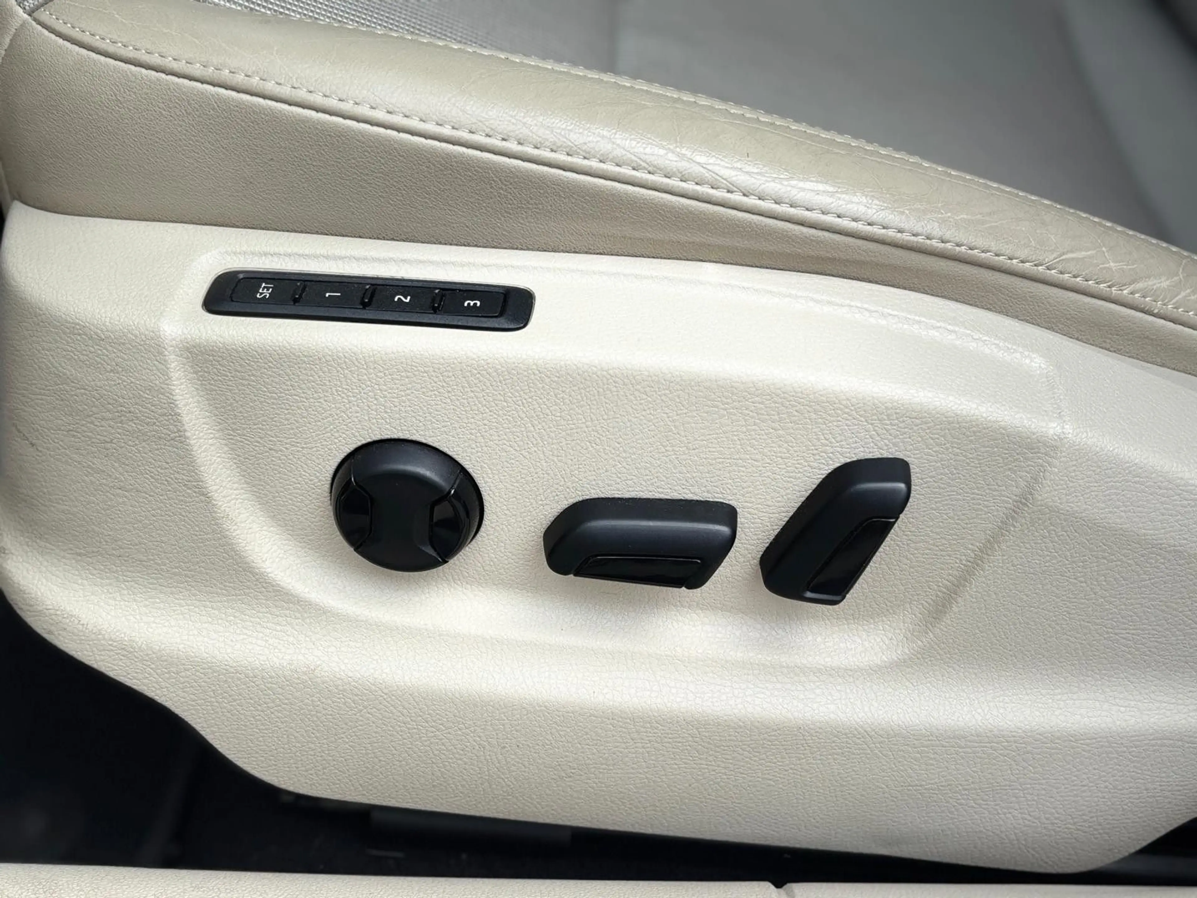 Skoda Octavia Style1.5CNG GTEC/DSG/PANO/AHK/LED/ACC/SHZ — photo 9