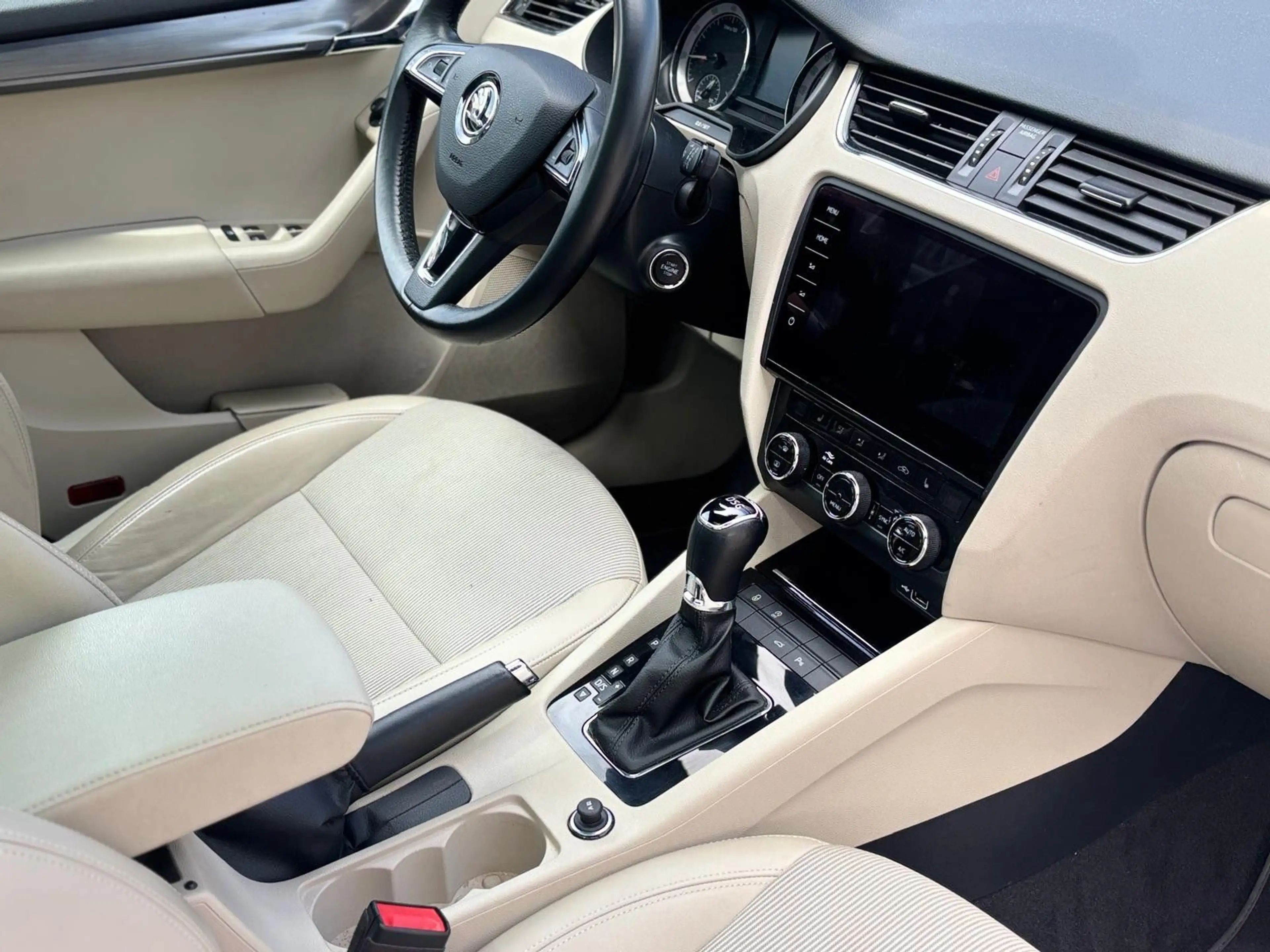 Skoda Octavia Style1.5CNG GTEC/DSG/PANO/AHK/LED/ACC/SHZ — photo 7