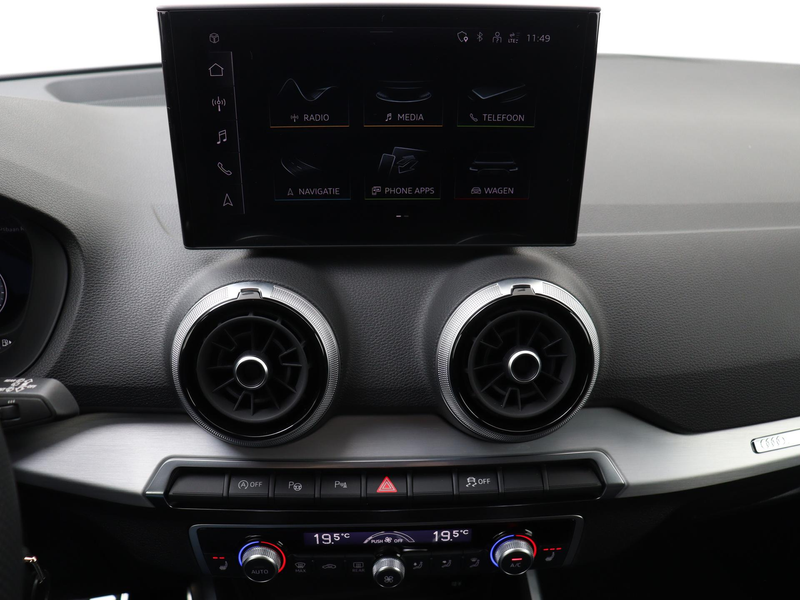 Audi Q2 S edition 35 TFSI 110 kW / 150 PK — photo 12