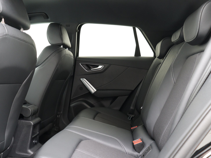 Audi Q2 S edition 35 TFSI 110 kW / 150 PK — photo 8