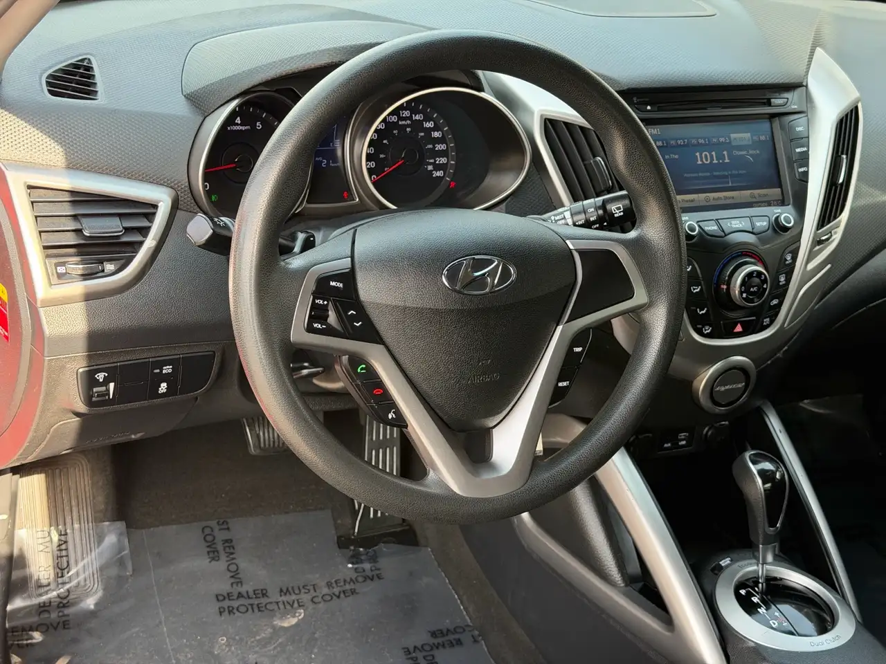 Hyundai VELOSTER fotografie Hyundai VELOSTER