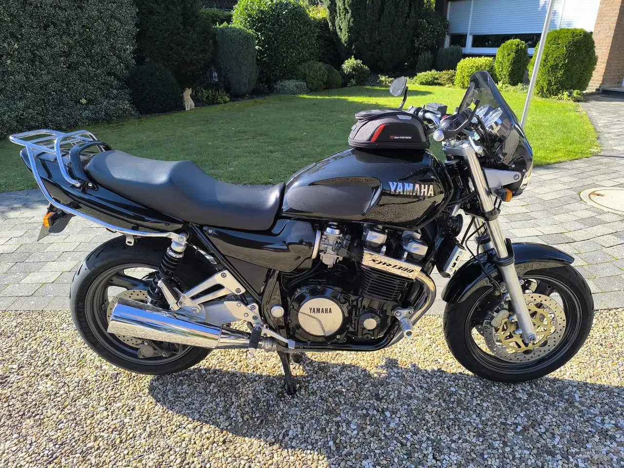 Yamaha XJR 1200
