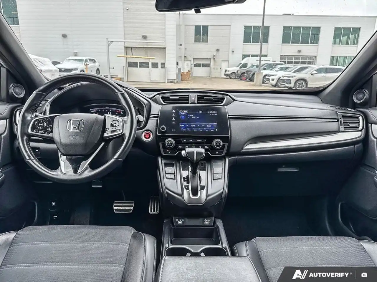 Honda CR-V снимка Honda CR-V