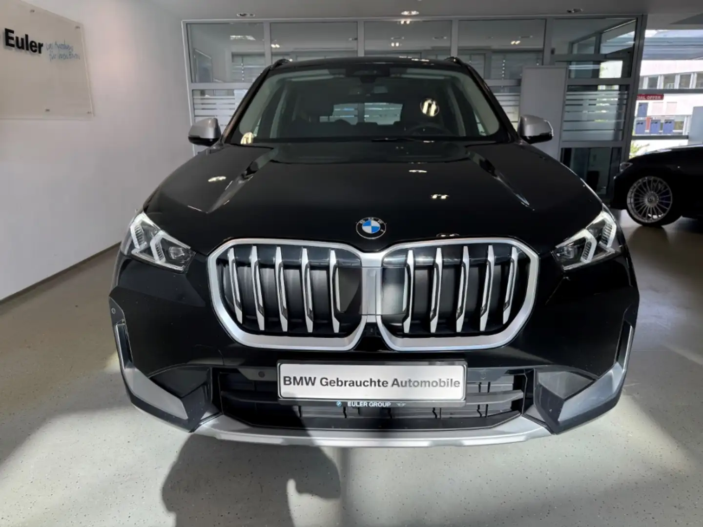 BMW X1 xDrive 23d A Navi LED Pano HUD elektr. Sitze HiFi Schwarz - 2