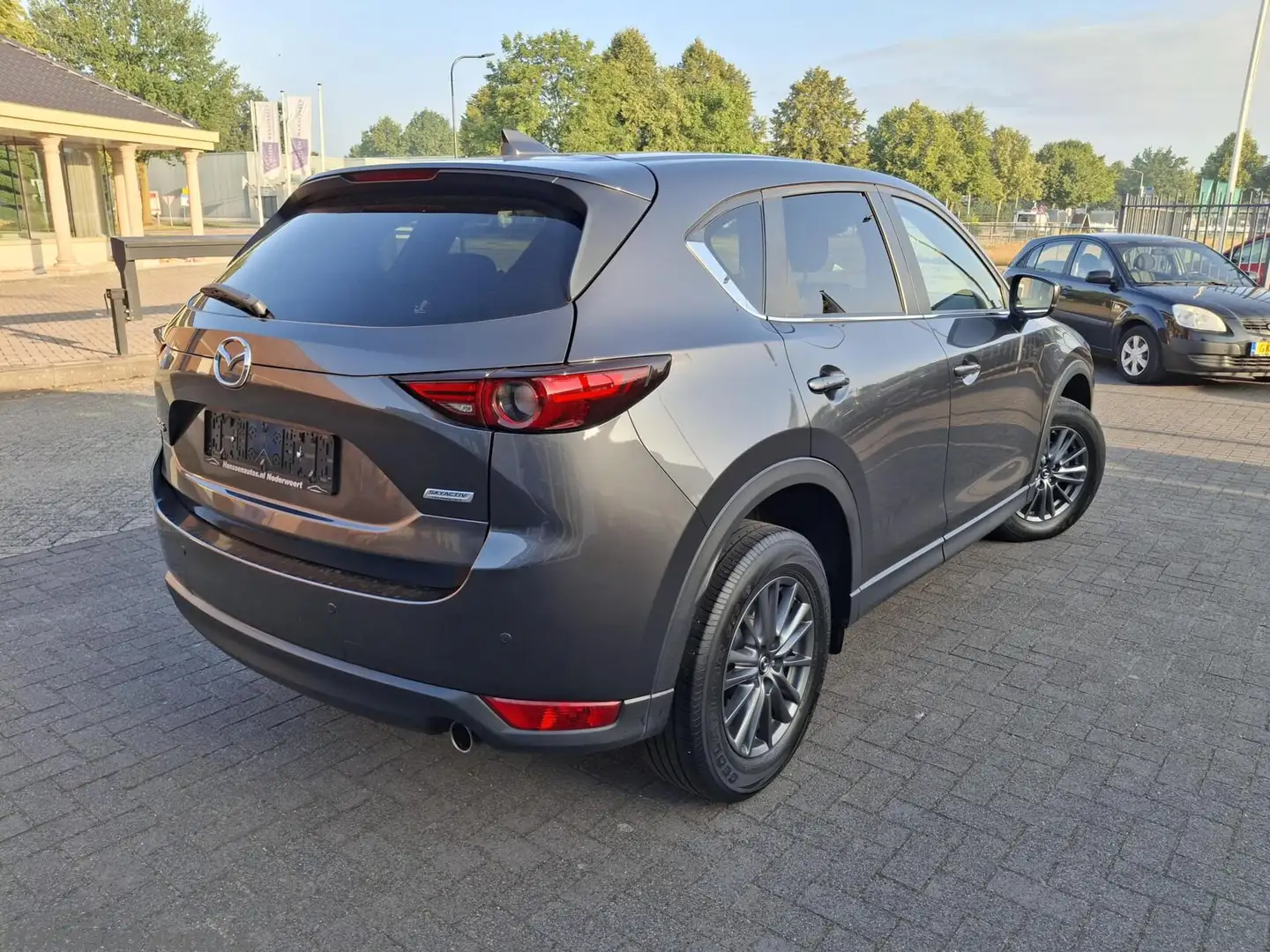 Mazda CX-5 2.0 SkyActiv-G 165 GT-Luxury Grijs - 2
