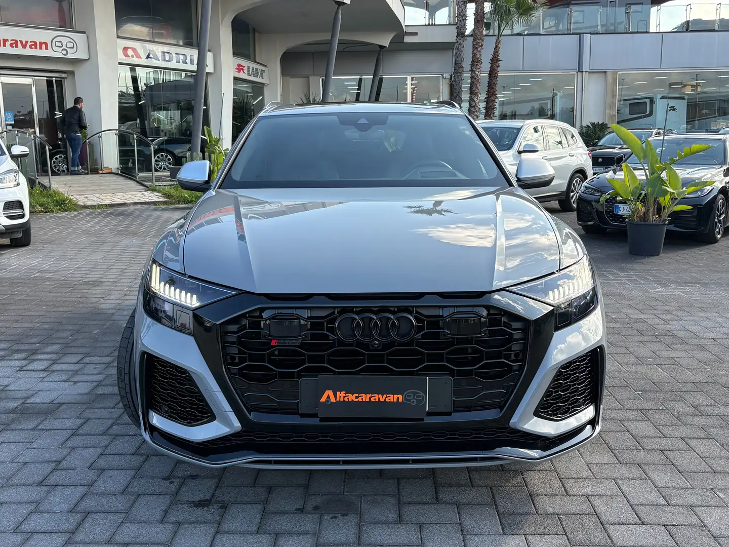 Audi RS Q8 4.0 mhev quattro tiptronic Gris - 2
