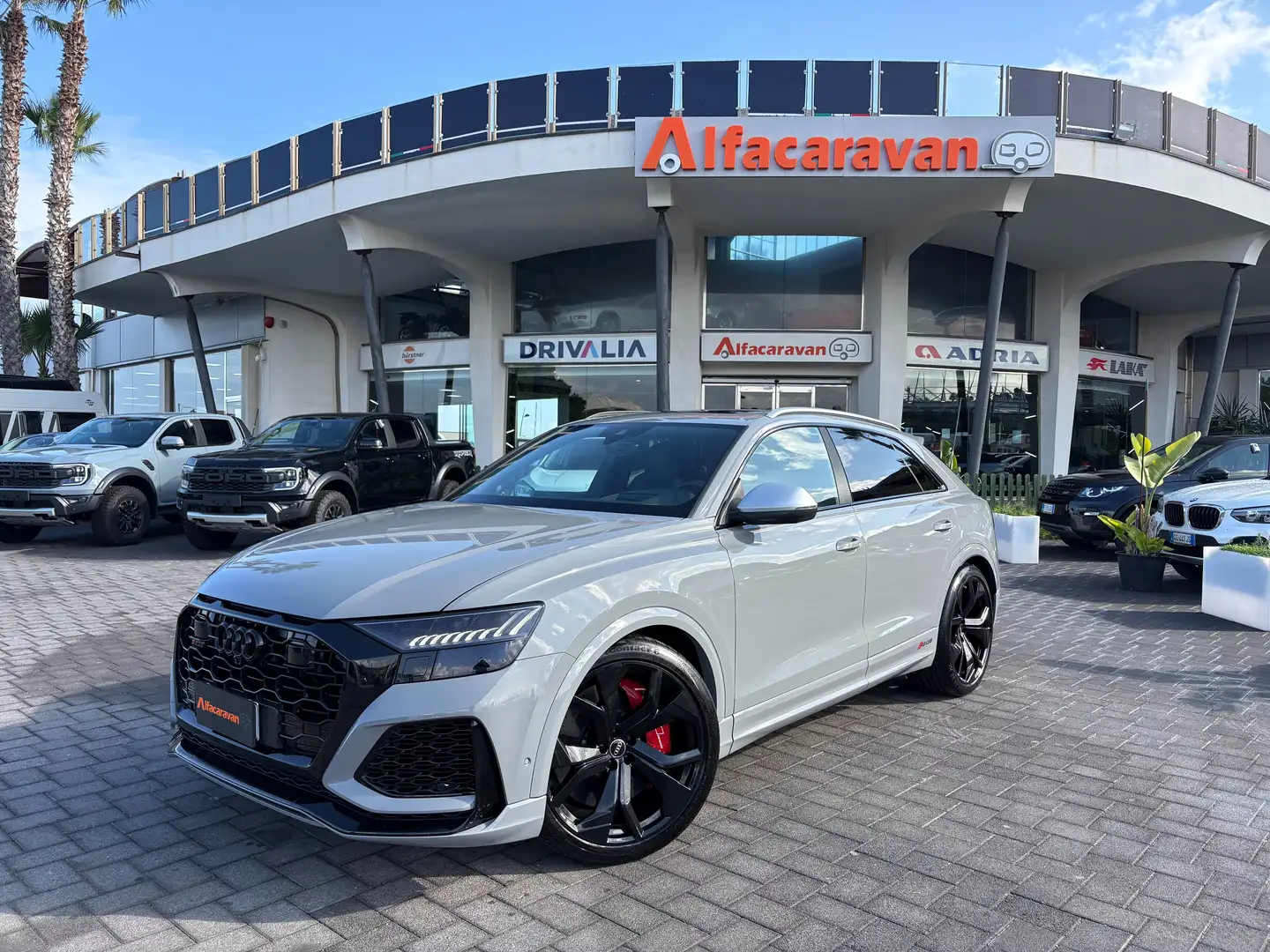 Audi RS Q8 4.0 mhev quattro tiptronic Gris - 1