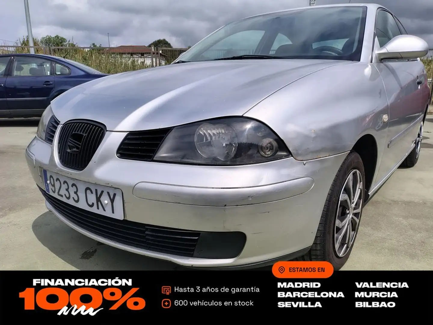 SEAT Ibiza 1.4 16v Signa Grijs - 1