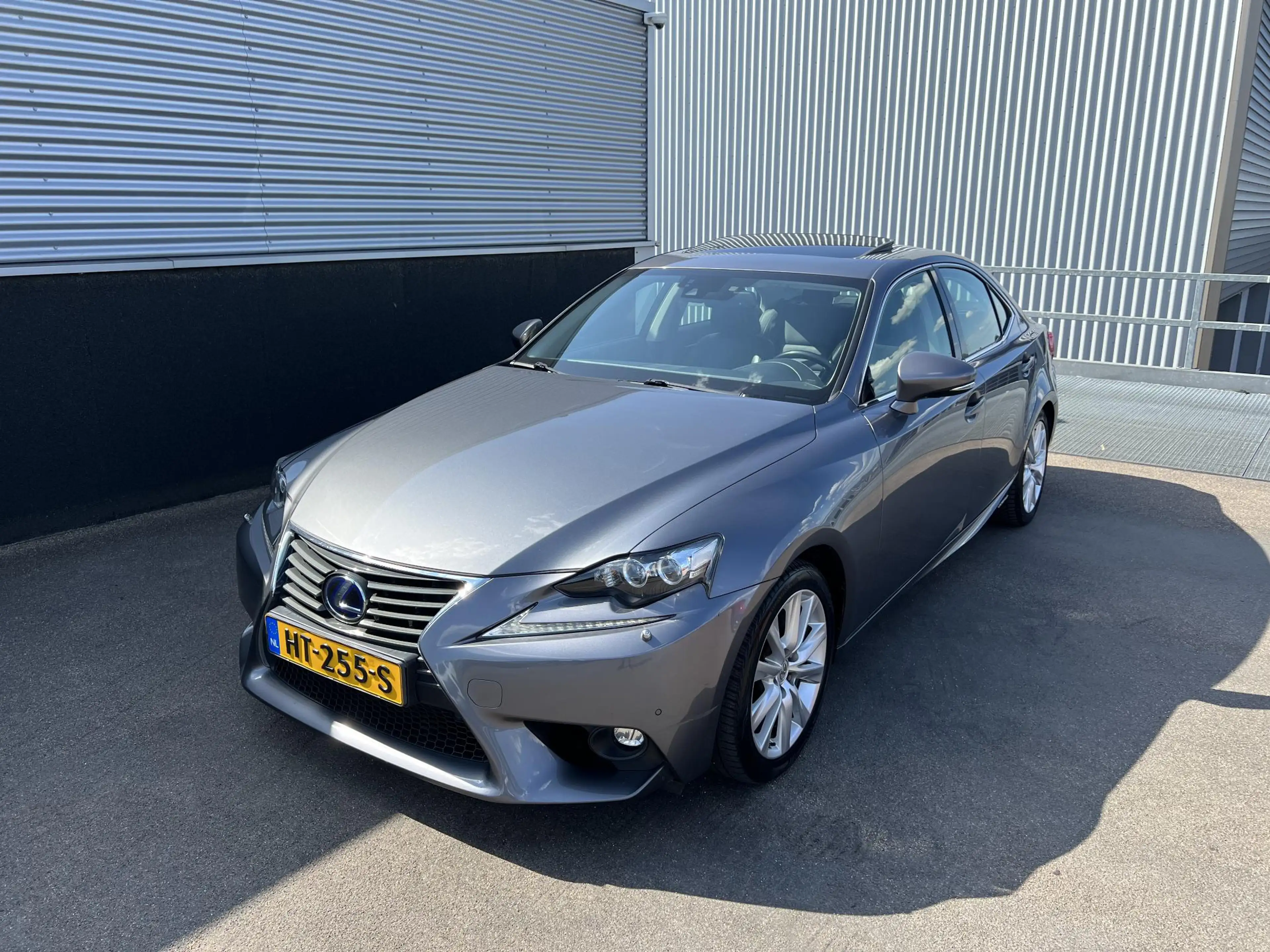 Lexus IS 300 300h Luxury Line schuifdak / leer / full options! — photo 7