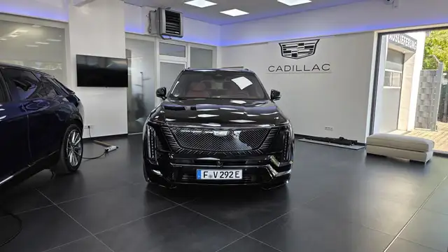 Cadillac Vistiq Platinum 900e AWD