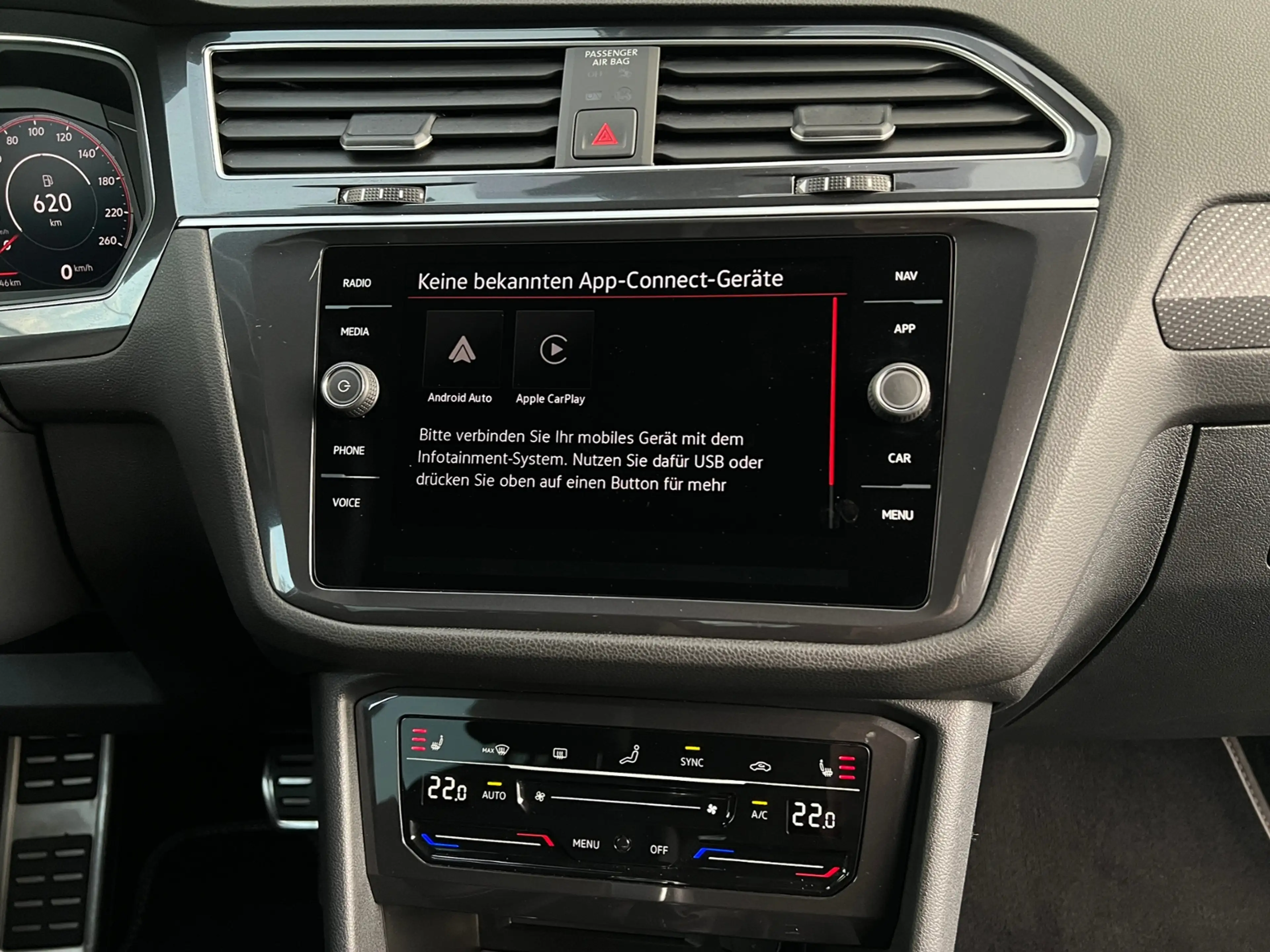 Volkswagen Tiguan Allspace R-Line 2.0 TDI DSG 4MOTION *AHK, IQ.Light, Black — photo 15